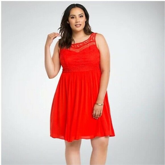 torrid Dresses & Skirts - Torrid Women's Scarlet Red Crochet Lace Top Crinkle Gauze Skater Dress Size 14